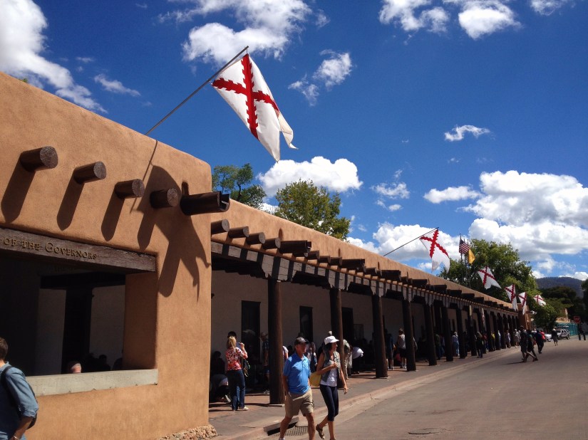 palace-of-the-govenors-santa-fe_29707675442_o